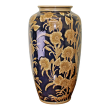 Charger l&#39;image dans la galerie, Ceramic embossed vase navy gold regal design 35cm
