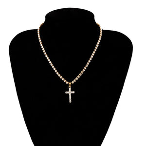 simply-elegance-cross-pendant