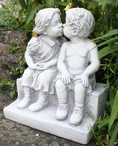 Stone effect First Kiss statue
